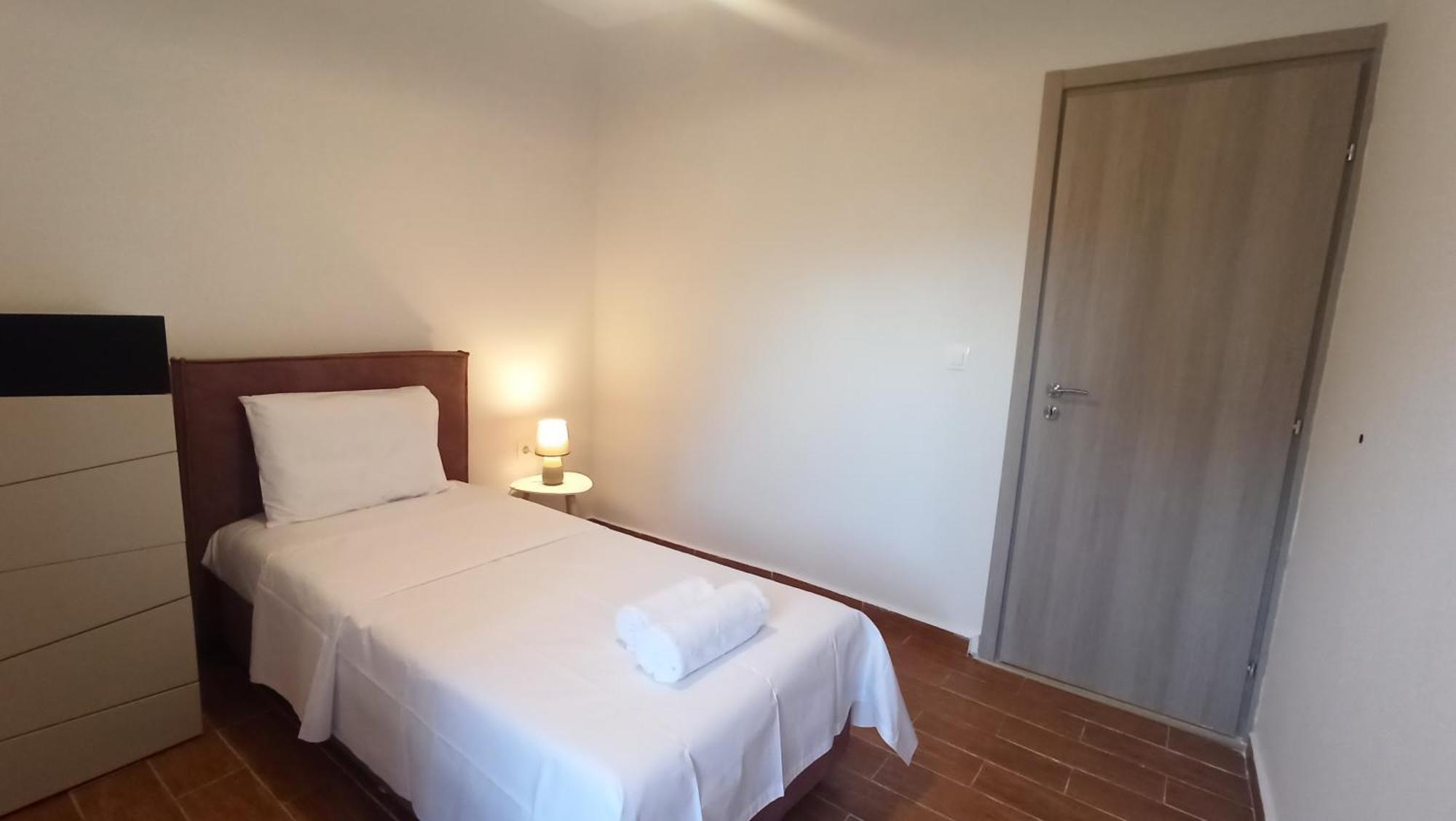 Spyros' Apartment Near Marina Mytilíni المظهر الخارجي الصورة